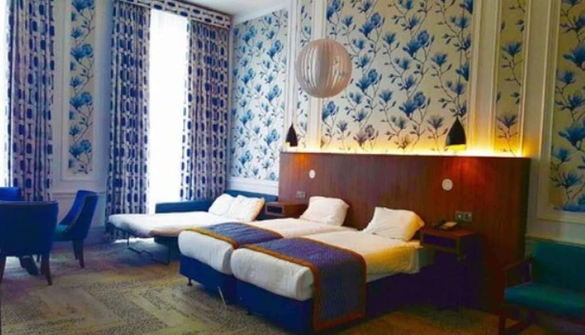 Cairn & Aparthotel Edinburgh