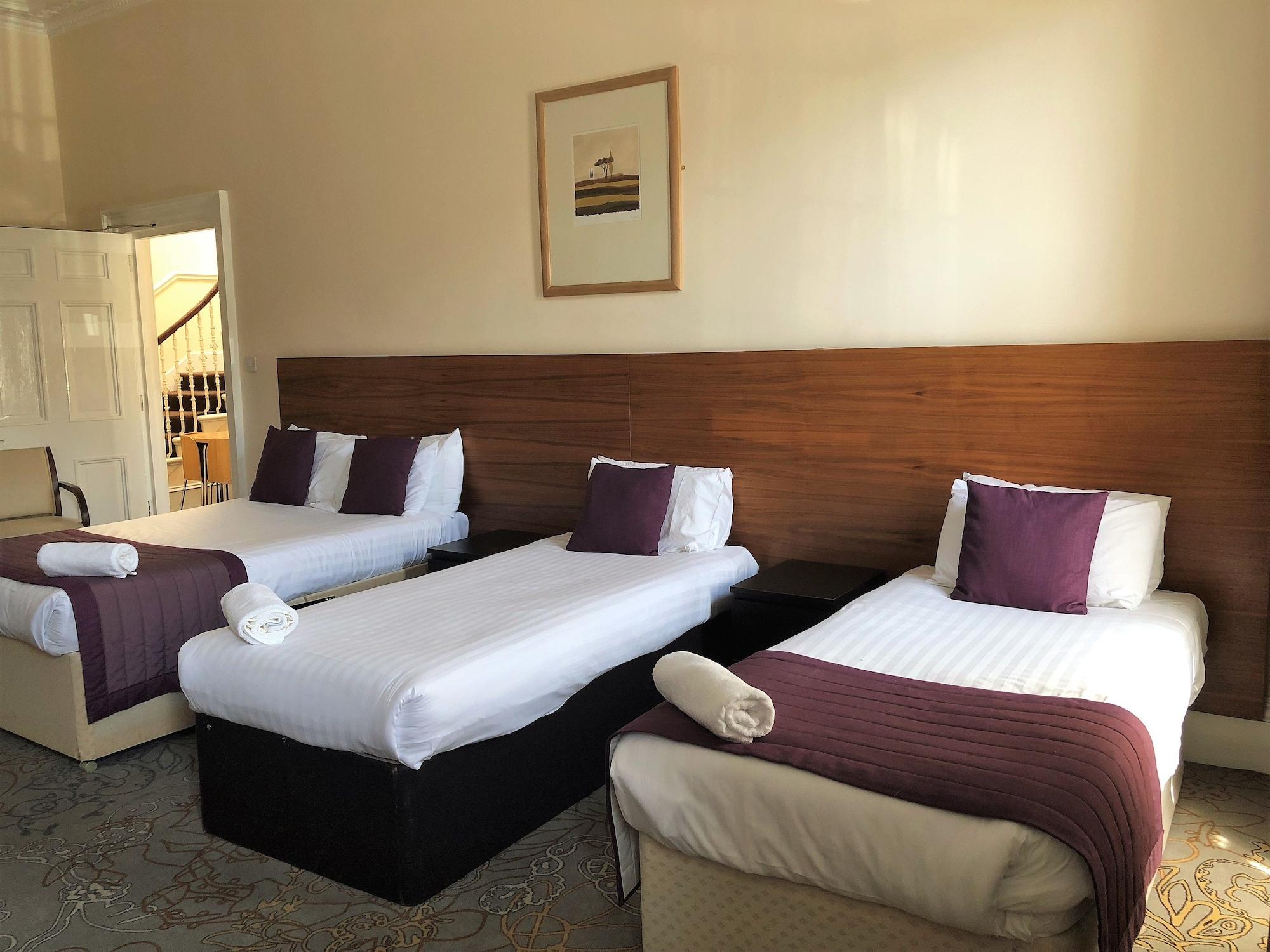 Cairn & Aparthotel Edinburgh